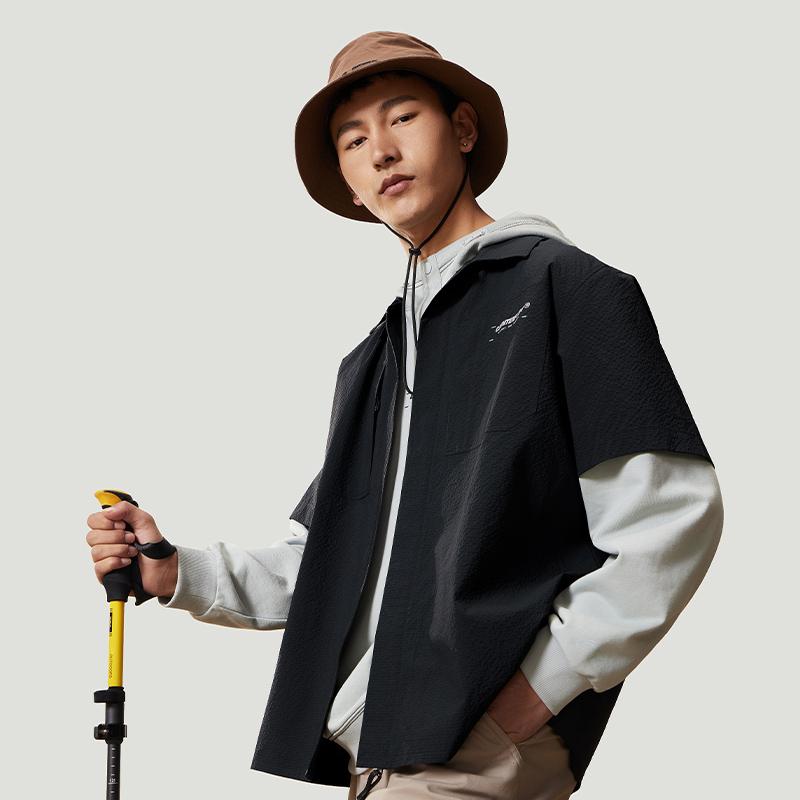 Li Ning CF Anti-UV Anti-Bacterial Cardigan With Sharp Collar Printed Letter Short Sleeve Shirt Men Shirts Black ASHU461-1