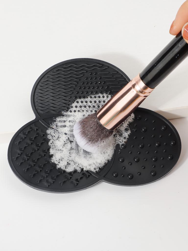 Makeup Brush Cleaning Mat Portable Cosmetic Foundation Eyebrow Brushes Gel Cleaning Pad Makeup Tools Silicone Scrub Board 1 Sold