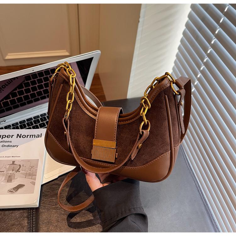 High-end Underarm Bag Women's Autumn and Winter New Trendy Fashion Trendy with Niche Commuter Shoulder Messenger Bag