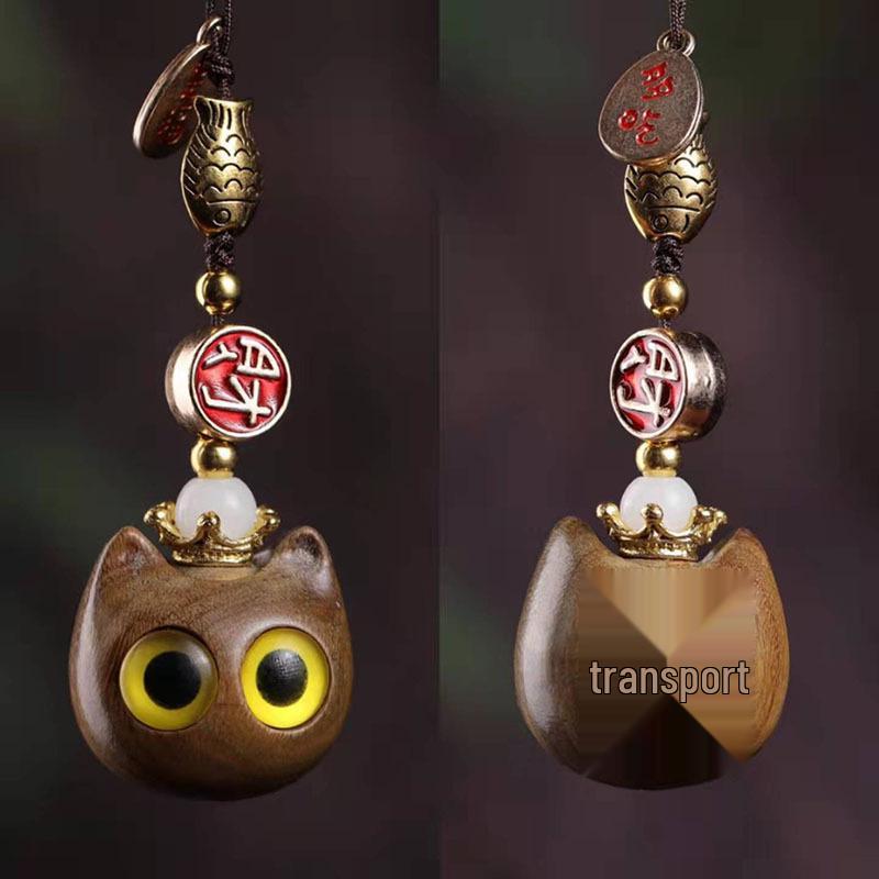 Green Sandalwood Cat Head Carved Incense Pendant & Keychain