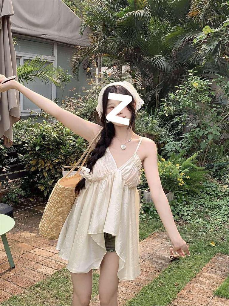Chic Irregular Pleated Suspender Top – Summer Style for Fashion-Forward Women