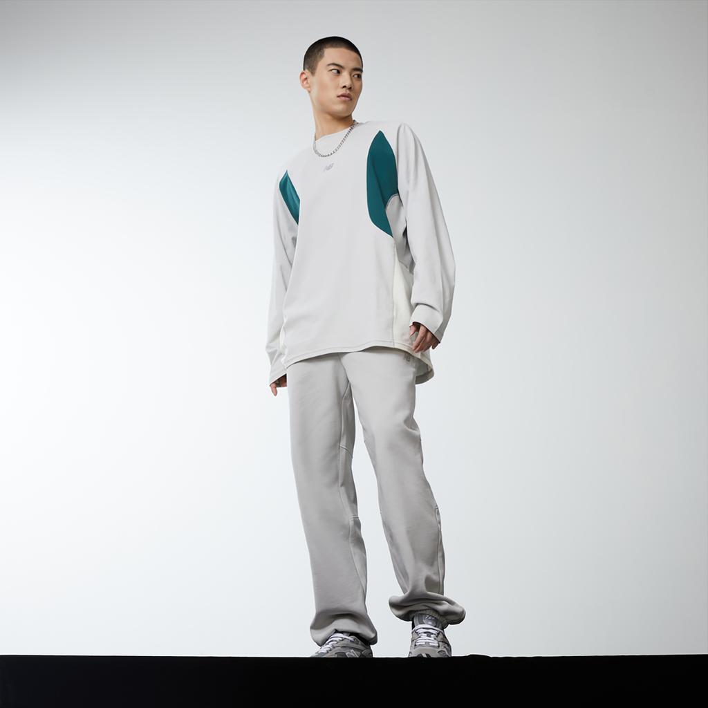 Men's Sweatshirt New Balance Sweatshirt Men's Light Gray