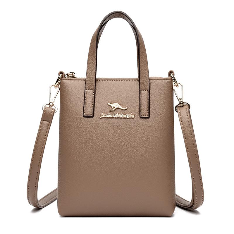 

Специальный рюкзак для 2025 года, новая популярная мода, европейский и американский стиль, ретро и популярный рюкзак большой вместимости. хаки