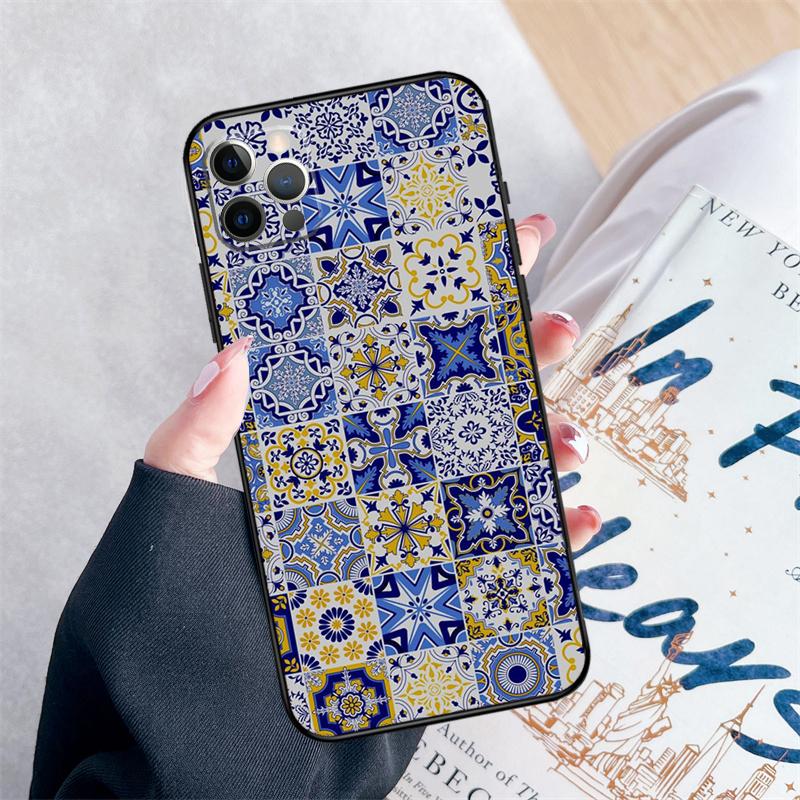Boho Tile Mosaic Aesthetic Phone Case For iPhone 16 Pro Max 11 12 13 Mini 14 15 Pro Max XR 15 16 Plus 16e Cover Coque