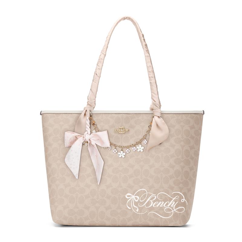 

COACH shoulder bag [Customized bag] City 33 classic presbyopia print bow hanging campus girl gentle style Soft brown flower shadow gift bag style коричневий