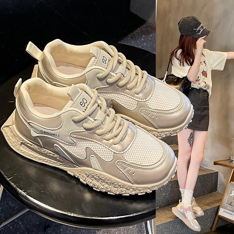 

Mesh breathable German training Forrest Gump shoes 22 spring and autumn new tire sole non-slip and high leisure sports Hongjie 35