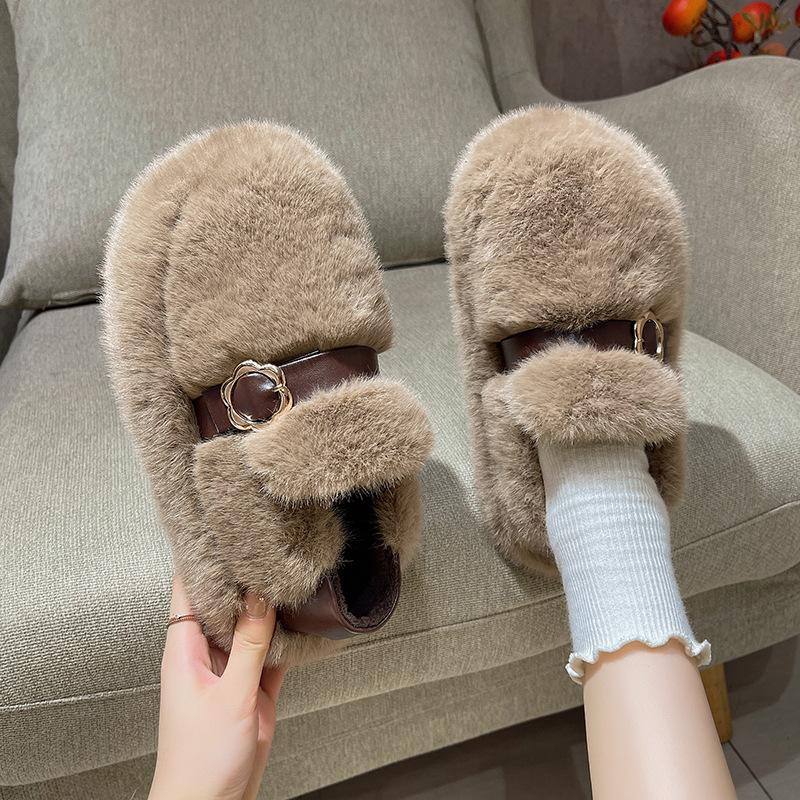 Lamb Wool Warm Wool Shoes Women's 2025 New Winter Thick-soled Belt Buckle, Velvet Warm One-pedal Cotton Shoes