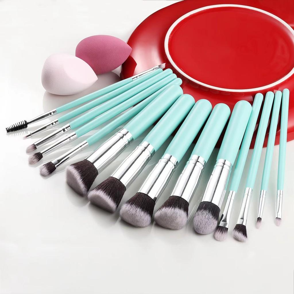 

Makeup Brush Set With Doubleended Sponges For Precise Eye Lip And Eyelash Application Blue