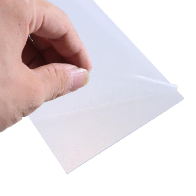 Interaktiver Vogelkäfig Seiten-Urinbarriere Streuauffang-Einlagen Interaktive Spritzschutzbarriere für Papageien-Vogelkäfig