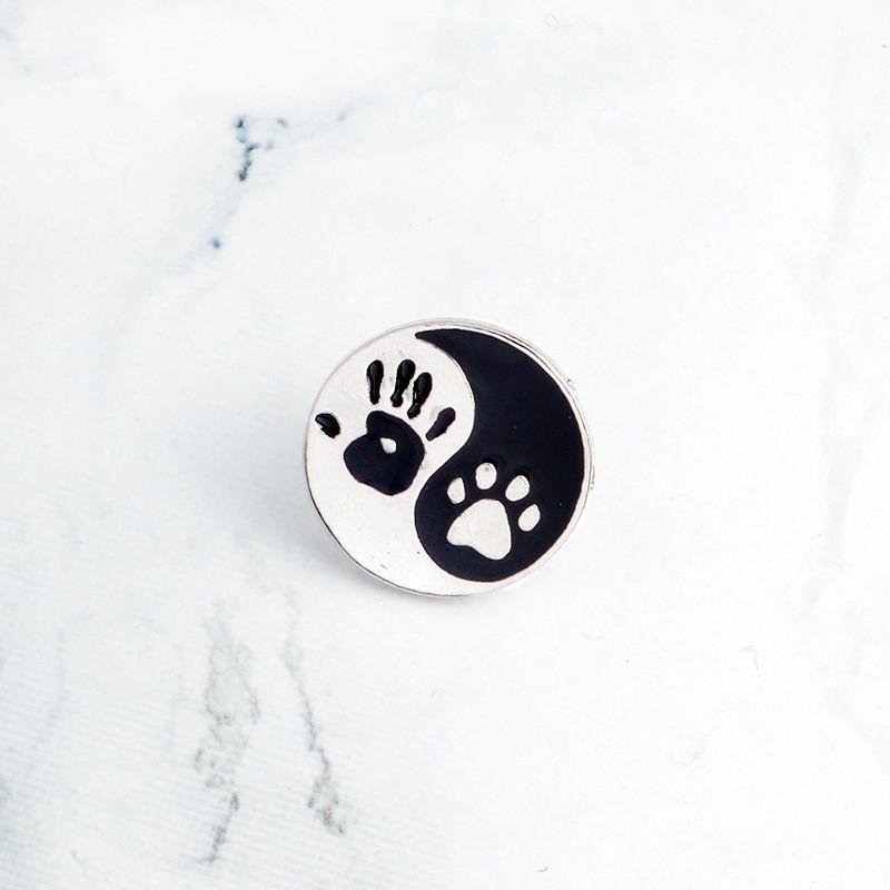Creative Personalized Black And White Brooch With Dog Paw Print For Fashion Lovers