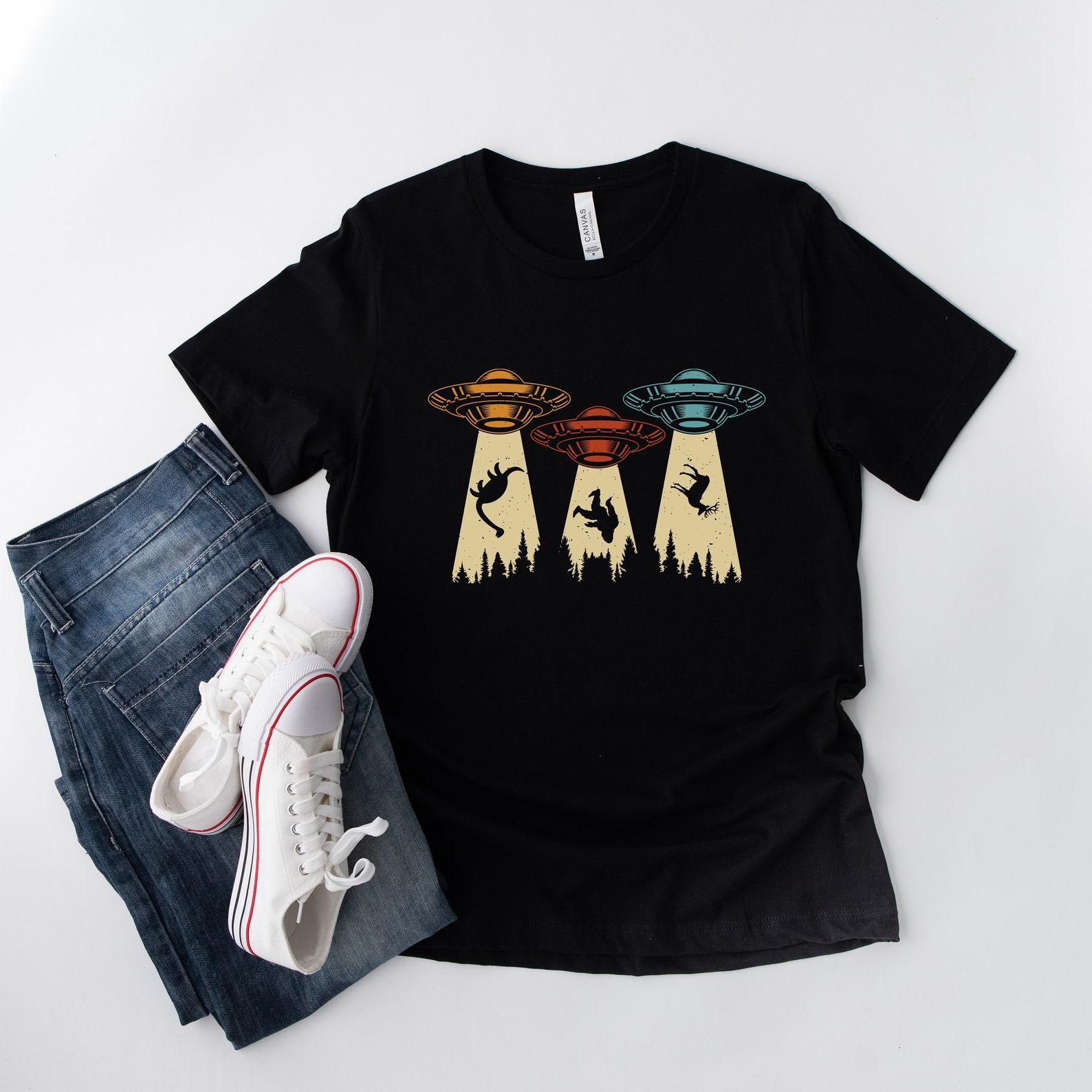 Funny Alien Abduction T-Shirt: Dino, Bigfoot, Deer UFO Shirt S