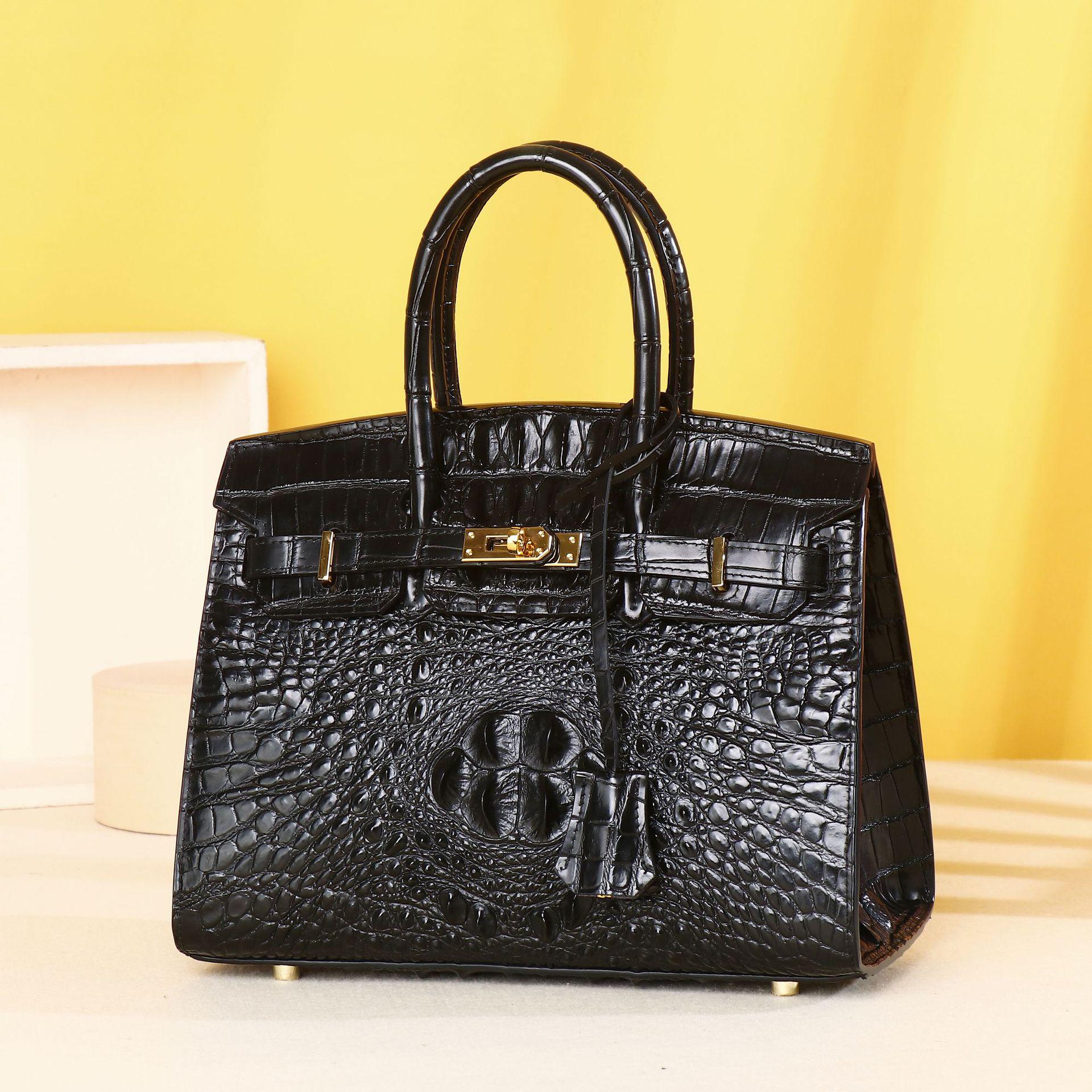 

Сумка з візерунком крокодилячої кістки - Класичний масляний край Платиновий висококласний модний аксесуар чорний