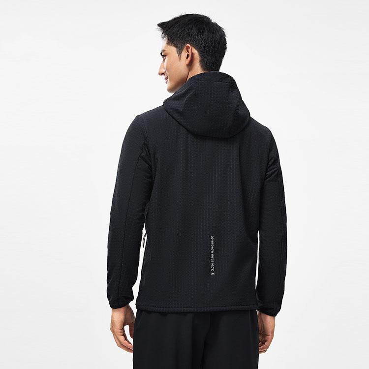 Li Ning Running Series Logo Print Reflective Fleece Thick Sports Jacket Men Jackets Black AFDT623-1