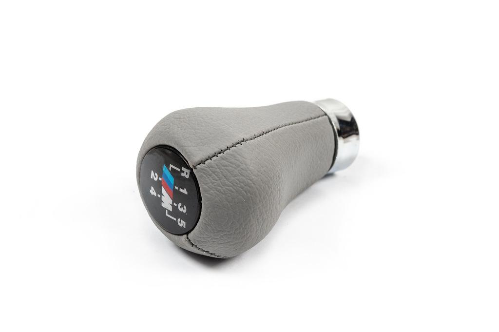 

Ручка КПП ОЭМ (кожзам, серая гладкая) для BMW 5 серия E-34 1988-1995 гг