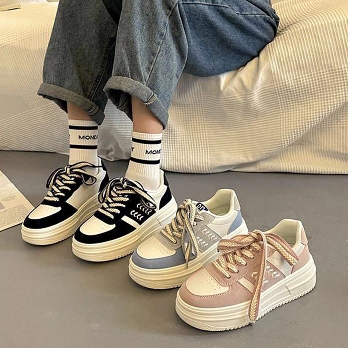 Autumn New Platform Muffin Shoes Women's Summer 2025 Casual Versatile Sports Board Shoes Ins Tide Increase White Shoes