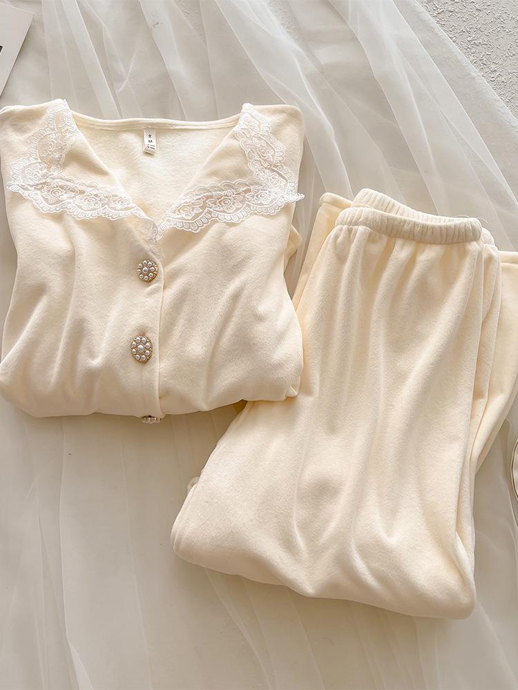 Women's Autumn/Winter Fleece Pajama Set – Cozy, Lightweight, Double-Sided, Wear Outdoor Homewear