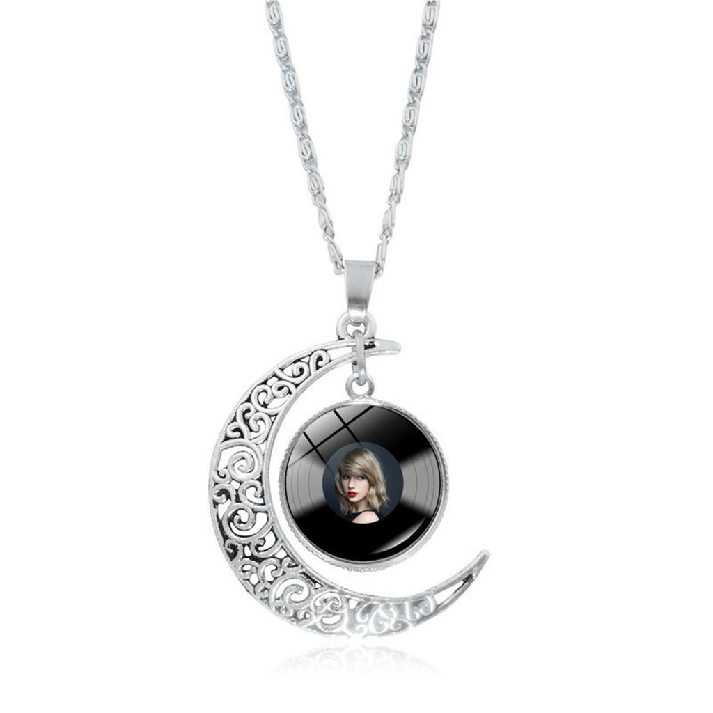 Fashion Jewelry Hollowed Out Moon Mold Black Vinyl Record Pendant Necklace