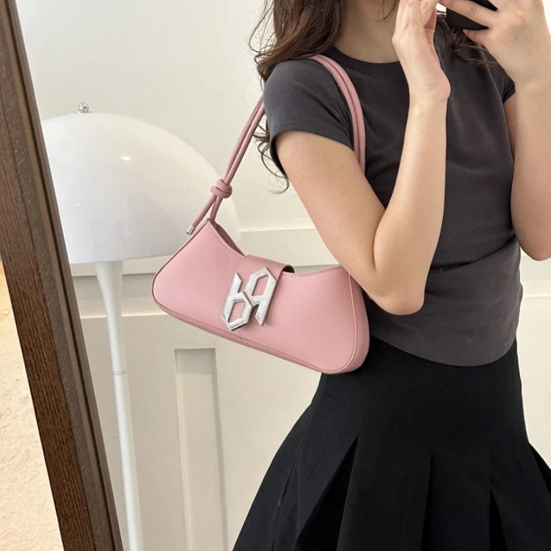 Women's Monochromatic Armpit Bags Soft Leather Bags Casual Shoulder Bags Half-moon Retro Crossbody Bags New
