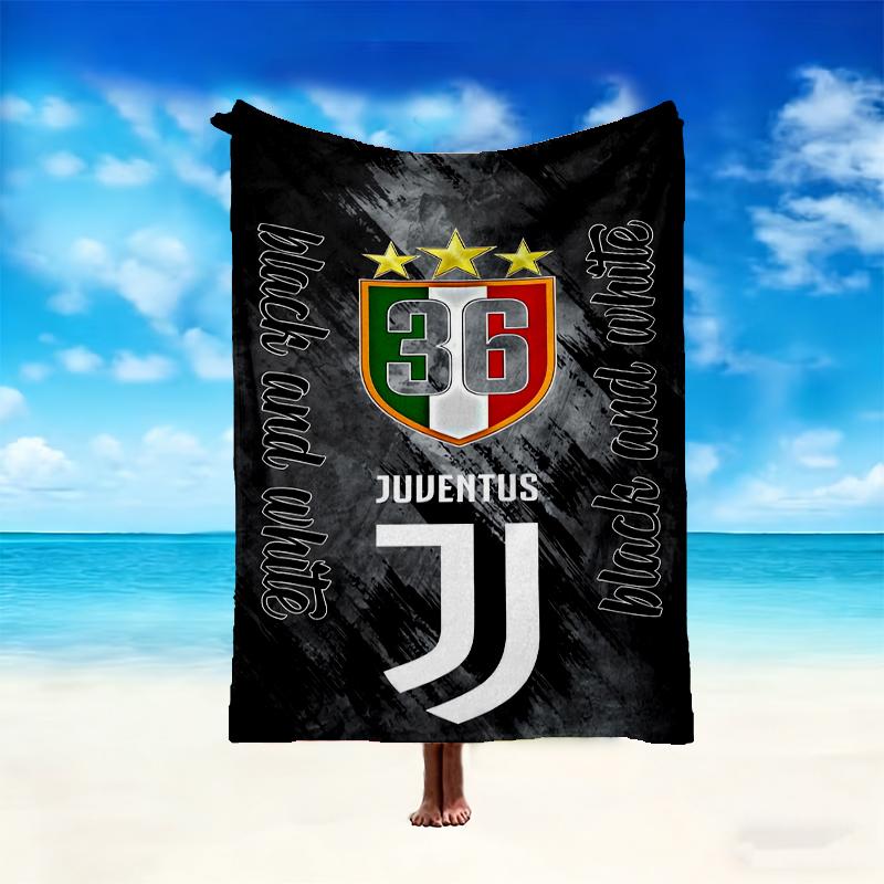 Soft Juventus Football Club Blanket Perfect for Snuggling Up On the Sofa, Ideal for Cozying Up In the Bedroom