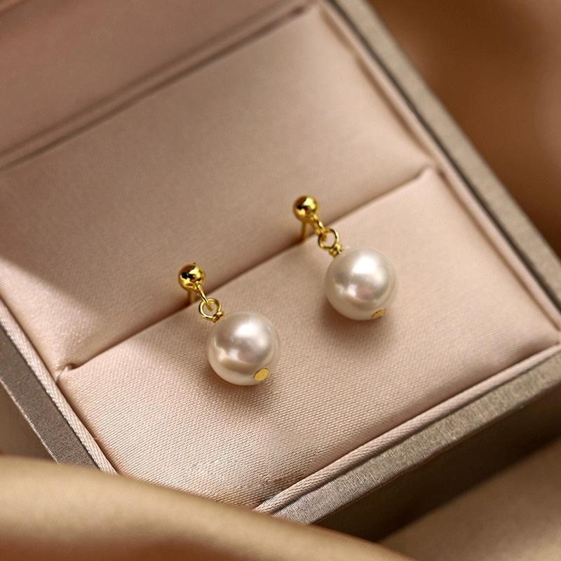 French Pearl Earrings Women's New Stud Earrings Niche Earrings Autumn and Winter Temperament Earrings