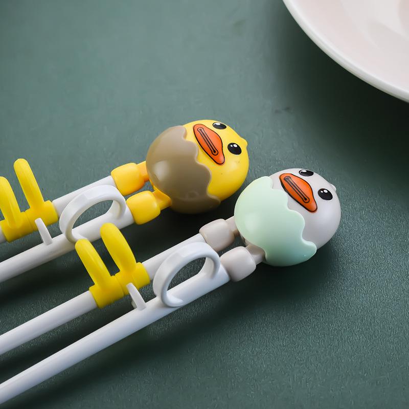 Cute Cartoon Training Chopsticks for Babies and Toddlers - Children's Learning Tableware