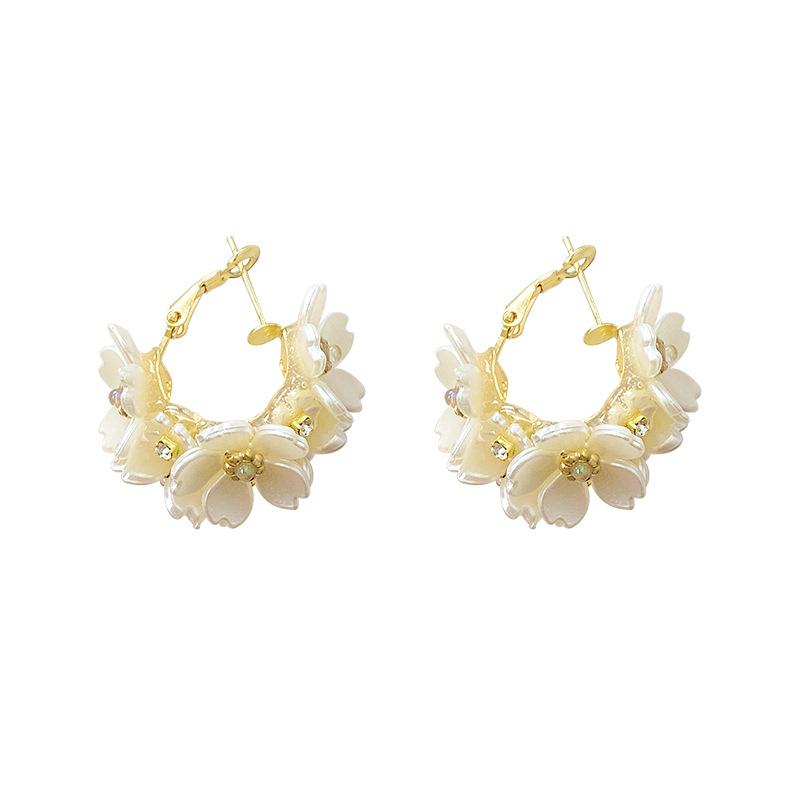 French super fairy white flower earrings women's light luxury earrings retro cold wind ears
