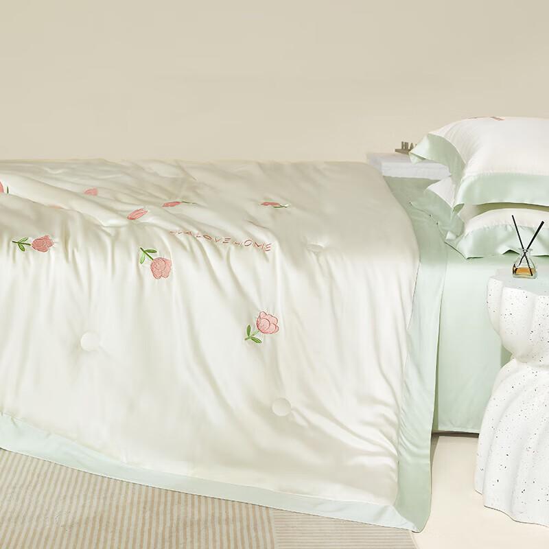 HLA Flower Pattern Ice-Cool Summer Quilt