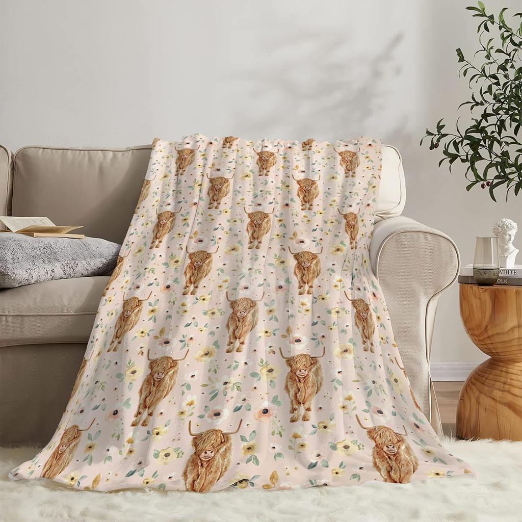 Highland Cow Print Fleece Throw Blanket , Ultra Soft Cozy Gift for Cow Lovers, Cute Animal Blanket for Couch Bed Decor