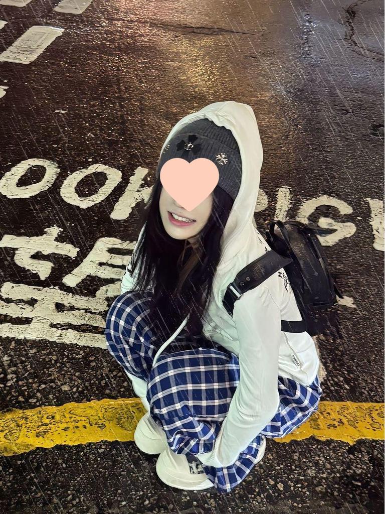 Women's Slim Fit Gothic Hoodie Jacket - Short Zip-Up, Versatile, Perfect for Spring & Autumn