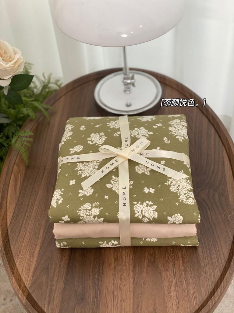 Ensemble de quatre pièces en pur coton à double fil de qualité maternelle et infantile de catégorie A, ensemble de quatre pièces en coton de style crème, drap de lit et housse de couette