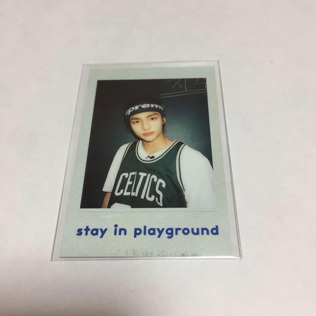 [USED] stray kids hyunjin polaroid playground