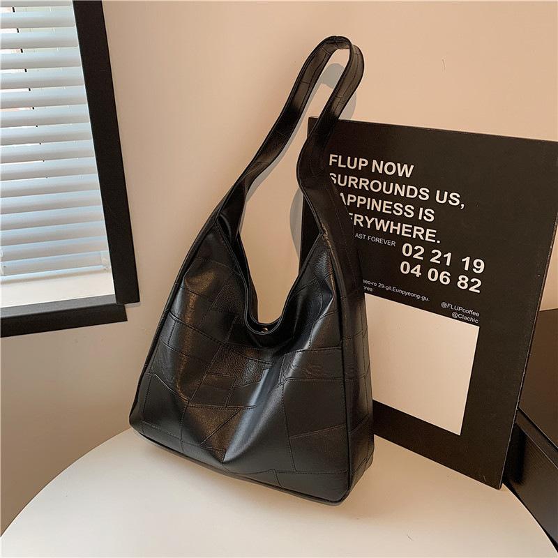

Large capacity solid color retro new trend fashion simple leisure commuting shoulder tote bag women чёрный