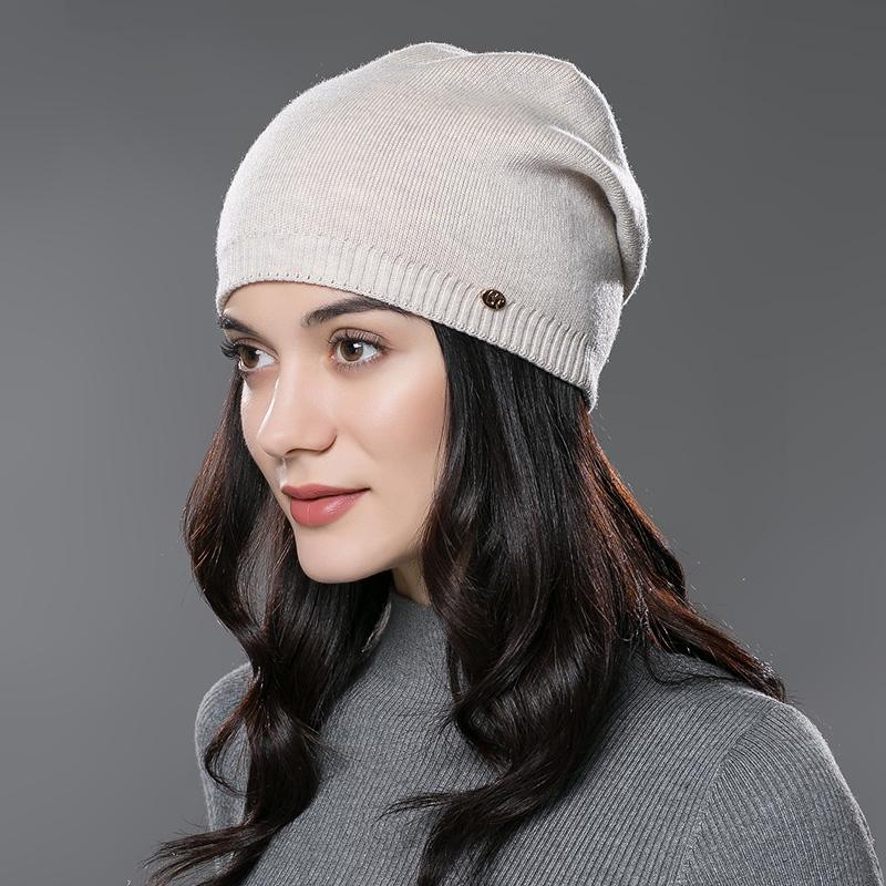 Women's knitted hats for autumn and winter warmth, ear protection, wool hats for outdoor travel, women's casual hats
