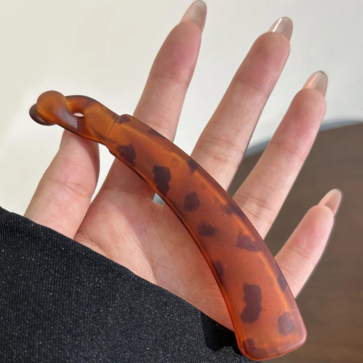 

Новый корейский простой зажим-банан для женщин, модный, темпераментный, противоскользящий, большой вертикальный зажим, геометрические аксессуары для волос для девушек