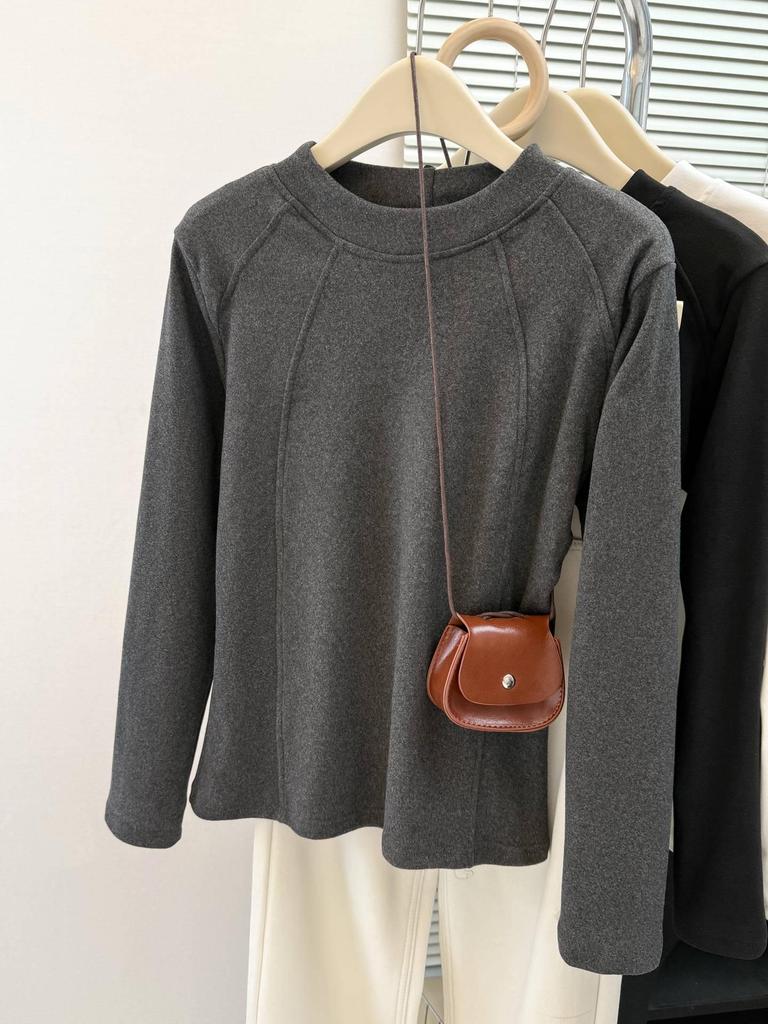 Women's Loose Fit Thermal Fleece T-Shirt - Solid Color, Round Neck, Long Sleeve, Korean Style for Autumn and Winter