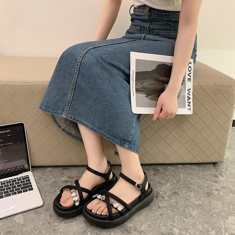 European station thick-soled French sandals for women to wear in summer to increase the sense of high-end Roman sandals with rhinestones