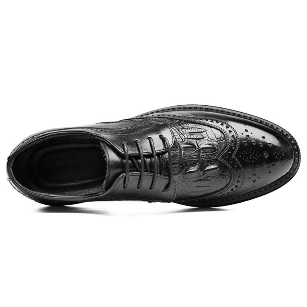 Fashion British Men's Dress Shoes Casual Fashion Classic Black Handmade Leather Shoes Autumn Breathable Gentleman Dress Business Loafers