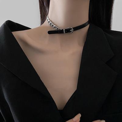 Collares y colgantes – Gargantillas