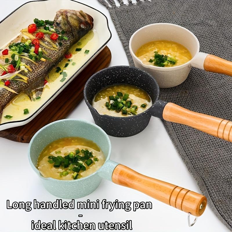 GUANHUANG long-handled non-stick mini pan works for frying eggs, heating oil and making sauces, fit for kitchen breakfast and outdoor cooking.