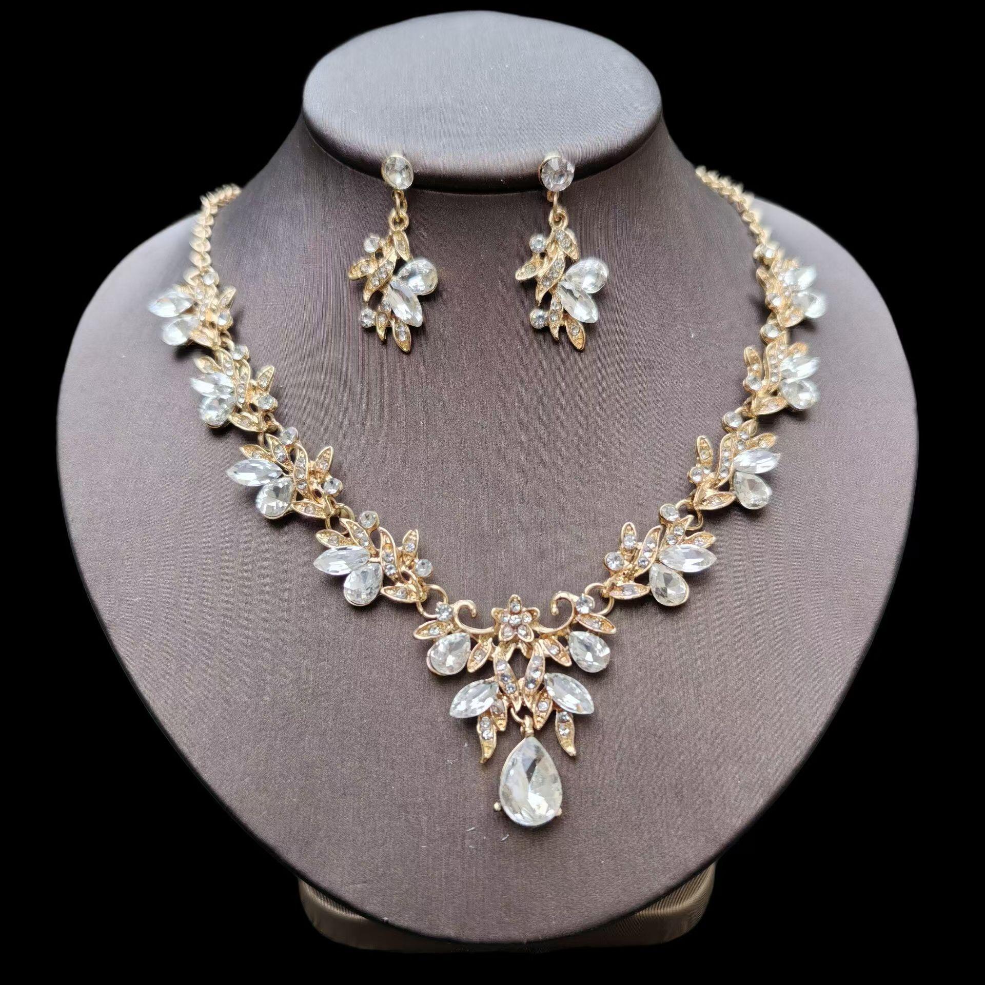 

Элегантный европейский и американский свадебный набор ожерелий - Свадебные ювелирные аксессуары из двух частей