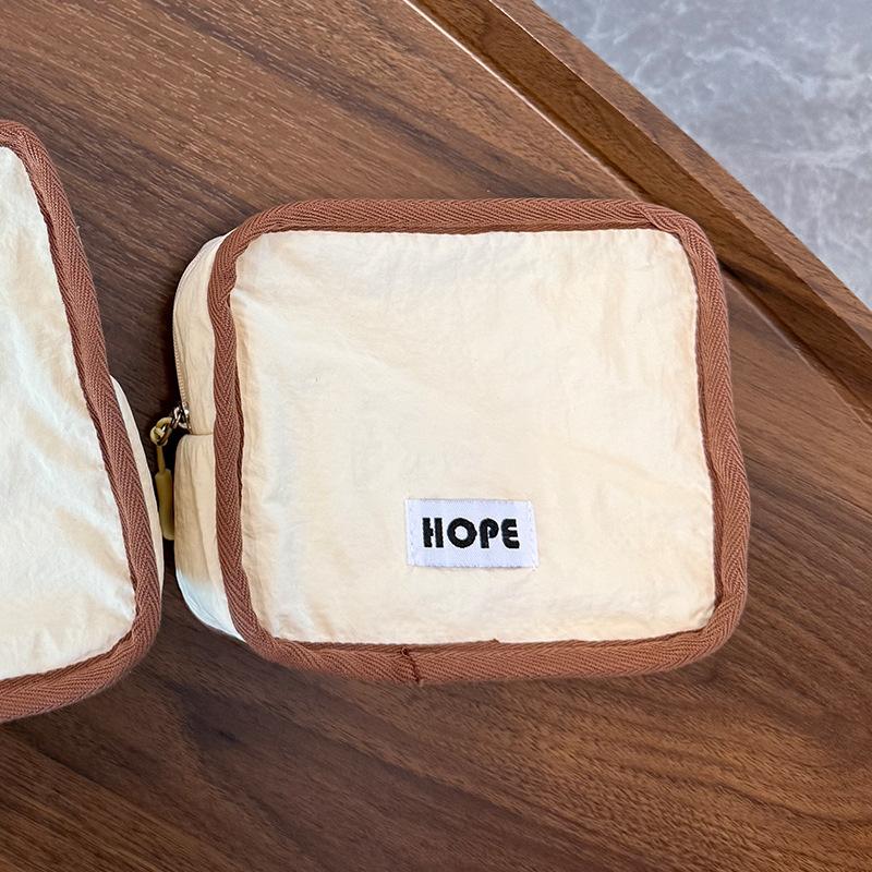 Portable Nylon Travel Toiletry Bag, Multi Compartment Large Capacity Cosmetic Organizer Pouch S бежевый