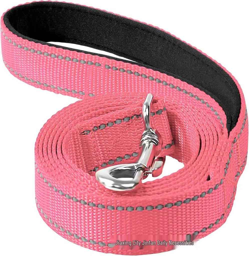 Reflective Anti-Jerk Medium Dog Training Leash with Hand Protector