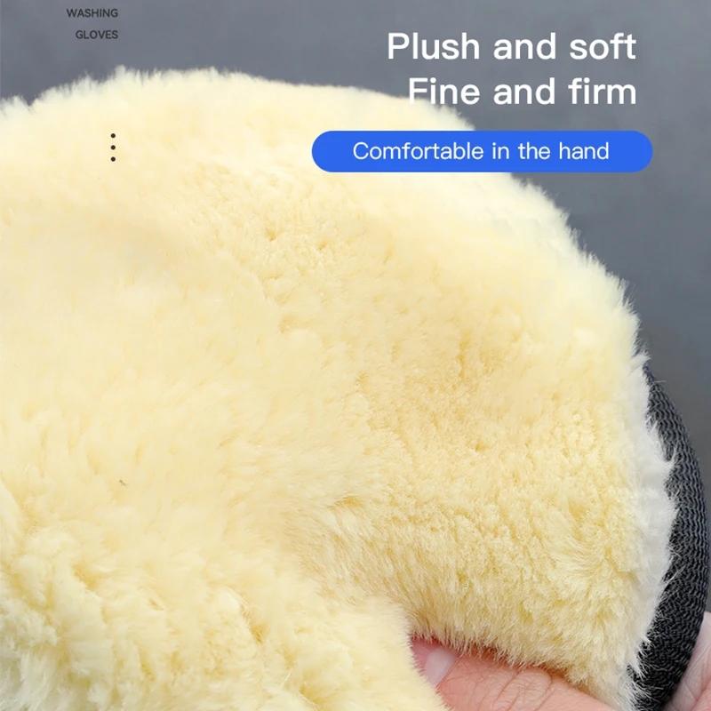 Car Wash Glove Wool Soft Polish Cleaning Brush Tools For Volvo XC90 V90 V60 XC60 V40 S80 S60 S90 C40 XC40 V70 XC70 C30 C70 EX90