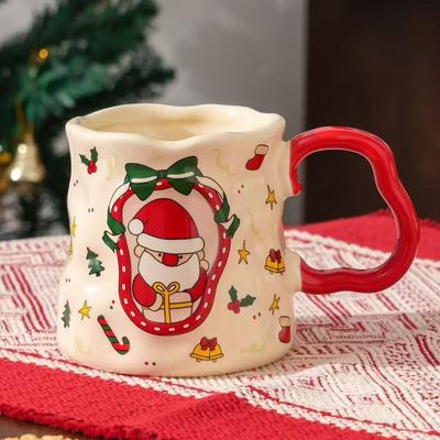 Weihnachts-Keramiktassenset, 380 ml festliche Tassen mit Schneemann-/Weihnachtsmann-/Baummustern, niedliches Design, ideales Weihnachtsgeschenk & Trinkgeschirr, 4 Stile