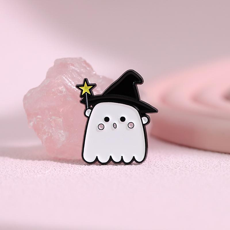 Boo Ghost Enamel Pins Custom Halloween Spooky Dagger Ghost Brooches Lapel Badges Cartoon Punk Funny Jewelry Gift for Friends