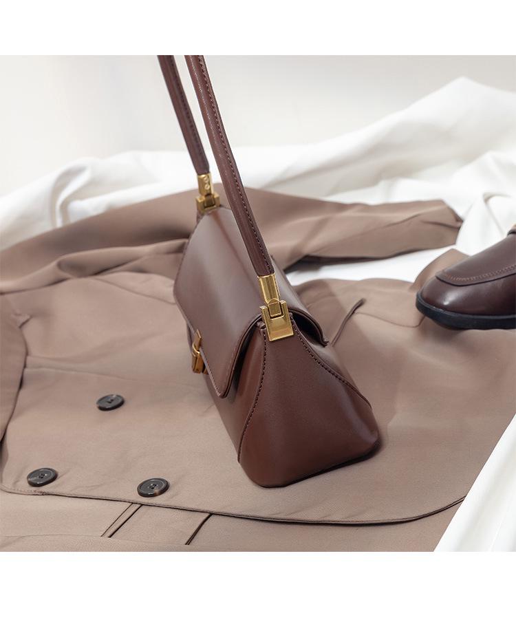 2025 Retro-Stylish Baguette Underarm Bag: Versatile High-End Shoulder Box Bag