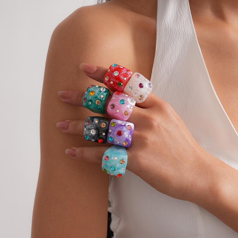 Trendy Minimalist Colored Resin Ring With Vintage Bright Diamonds Irregular Personality Geometric Rings Jewelry Accessories Gift