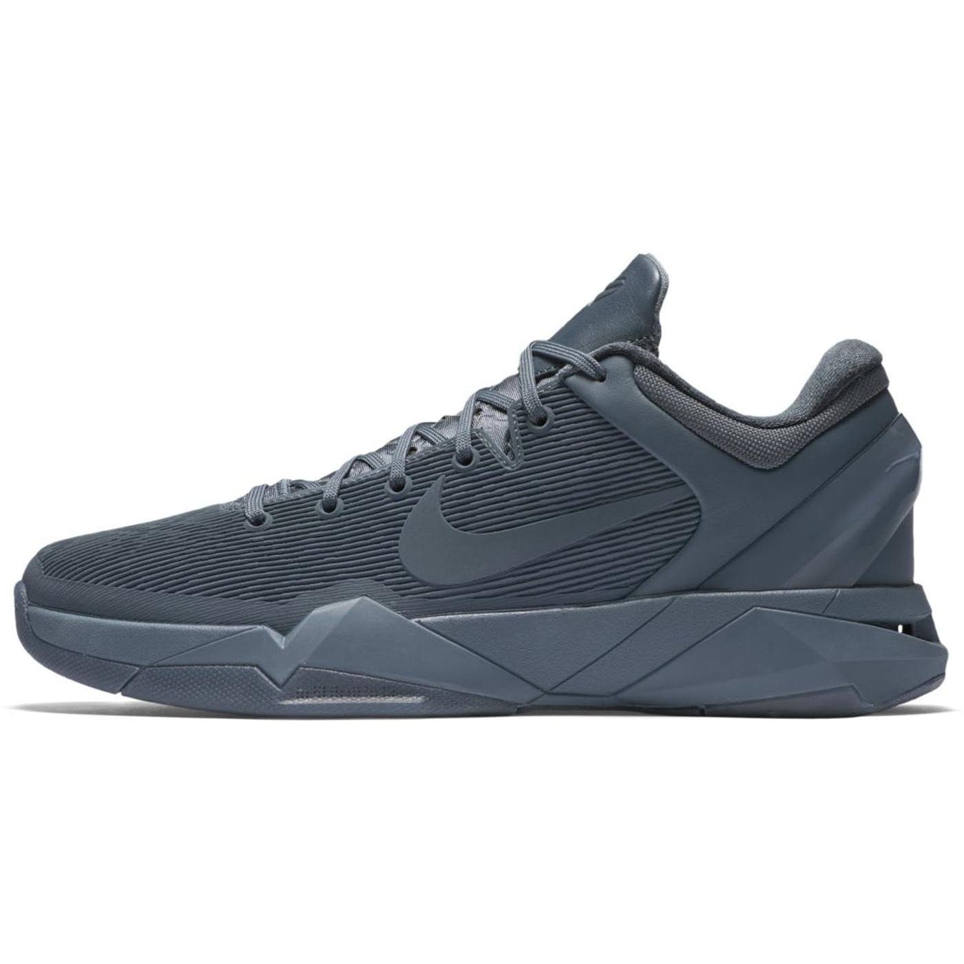 

Новые Nike Kobe 7 Коллекция Black Mamba Fade To Black 869460-442 42