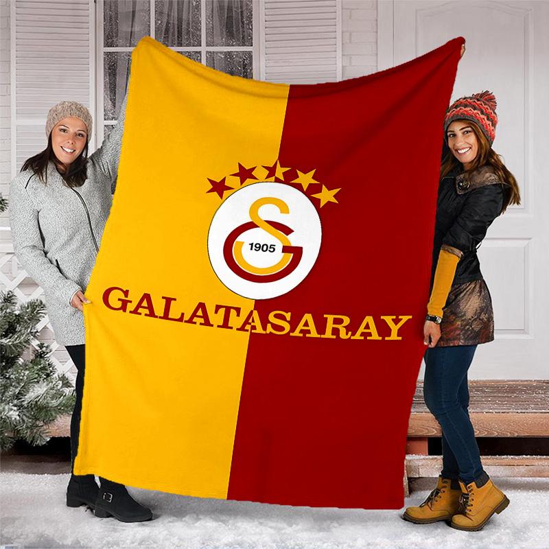 1pc Football Team (28) Theme Blanket - Digital Print, Polyester, Cozy for All Seasons, Perfect for Outdoor, Camping, and Travel