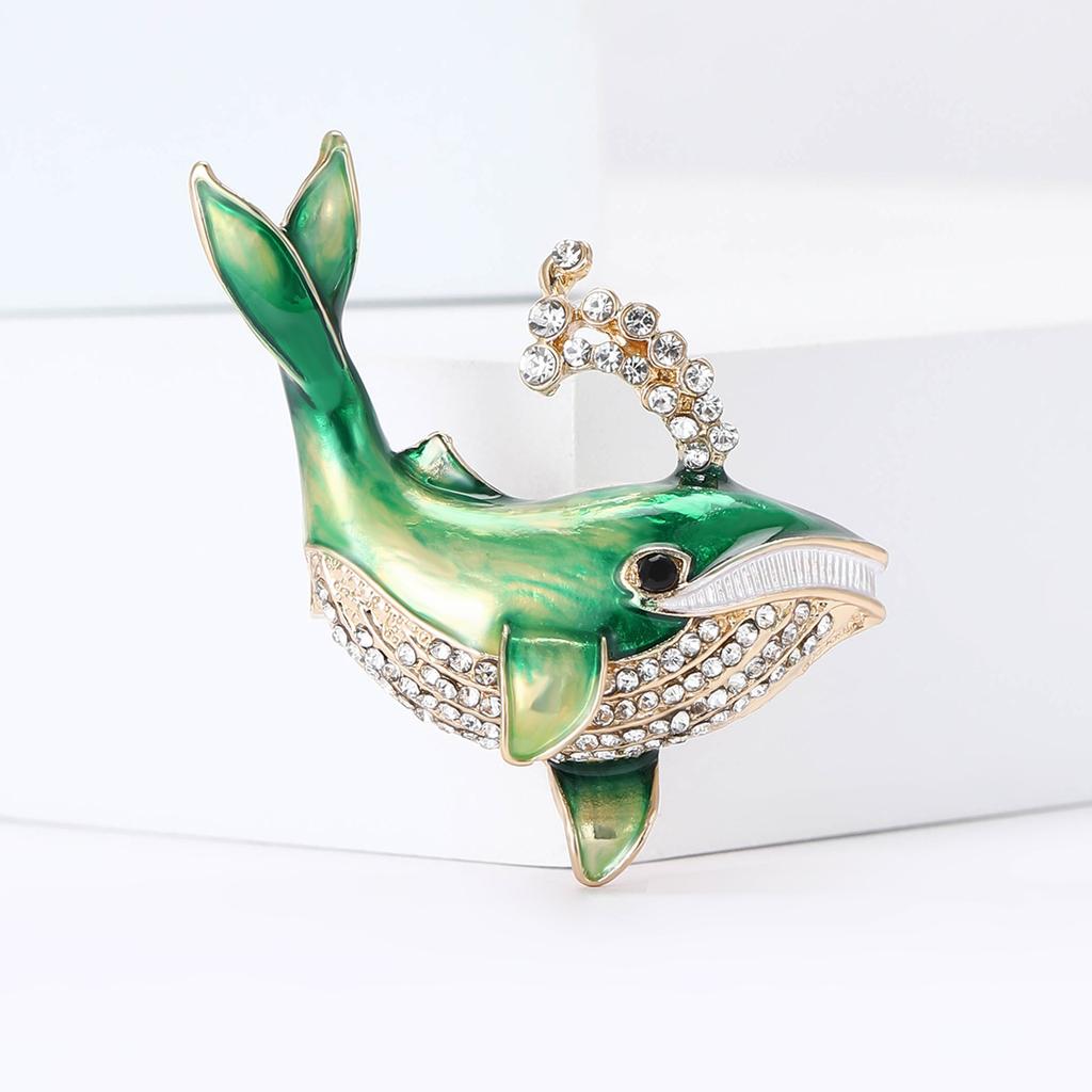 Fashion Enamel Whale Brooches for Women Rhinestone Sea Animal Pins Event Party Gifts New Backpack Decoration Clothes Accessories